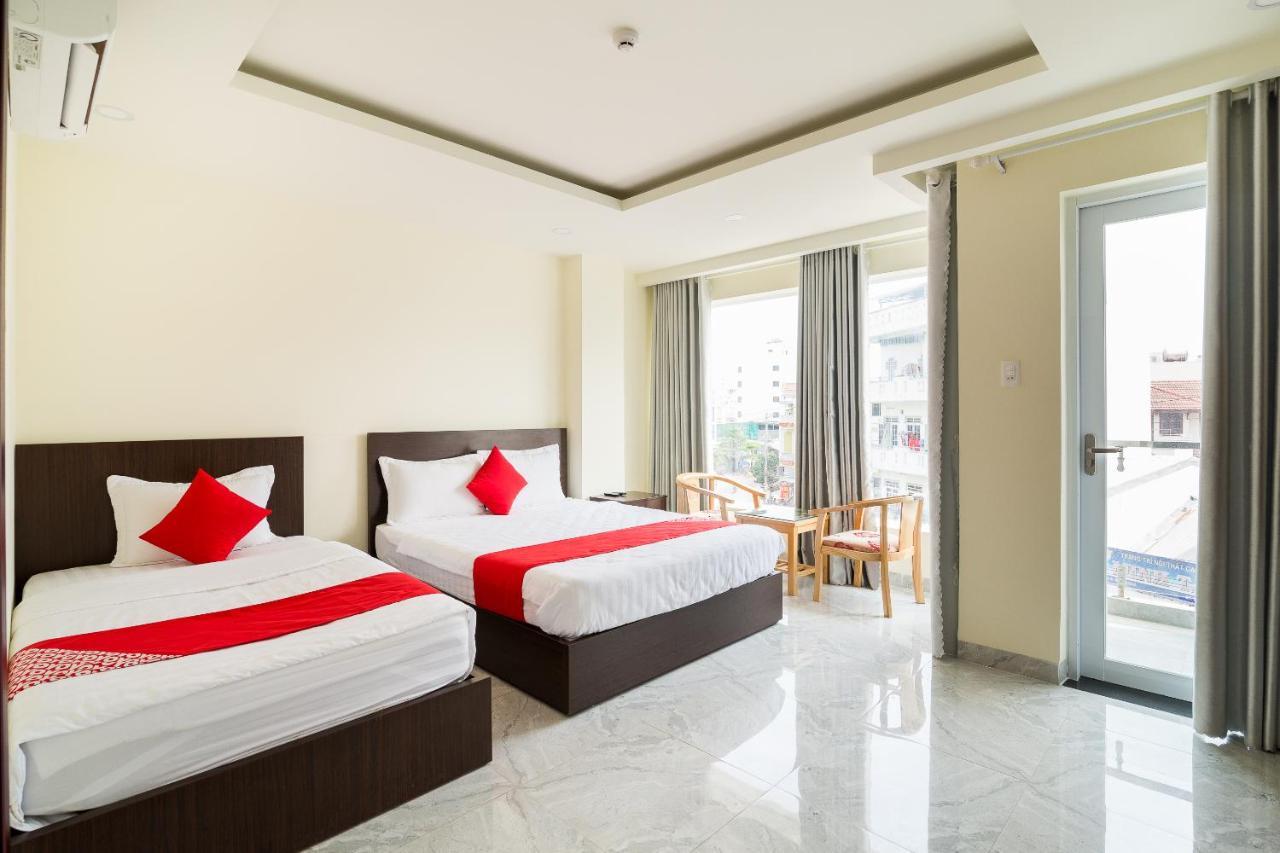 Oyo 176 374 Hotel Nha Trang Kültér fotó