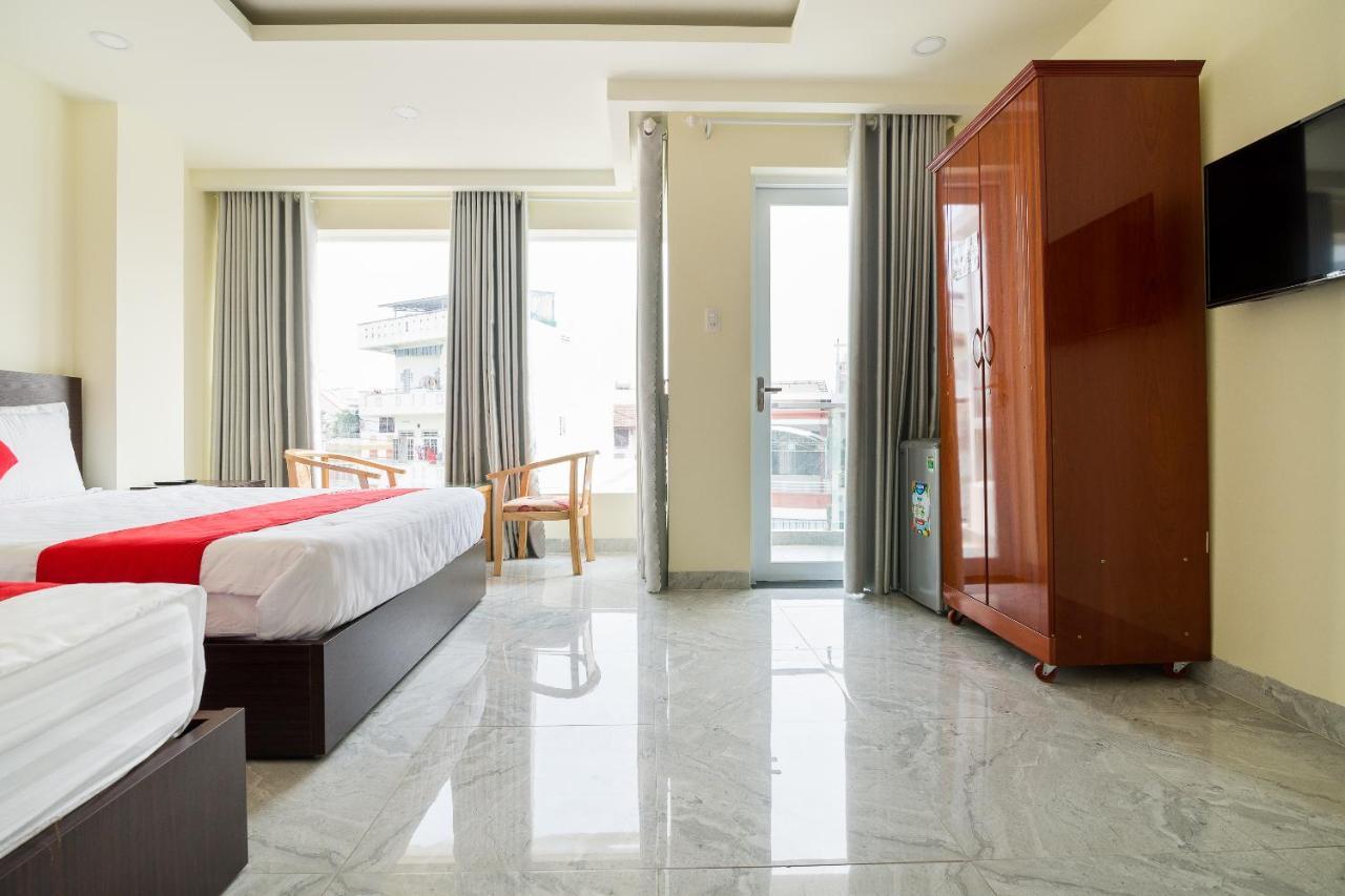 Oyo 176 374 Hotel Nha Trang Kültér fotó